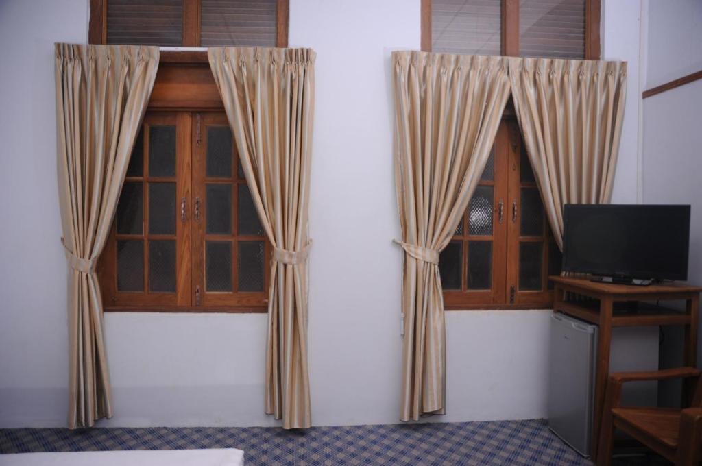 Yangon Urban Hotel Exterior foto