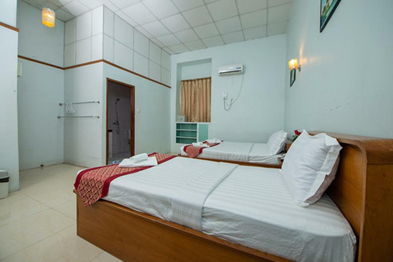 Yangon Urban Hotel Exterior foto